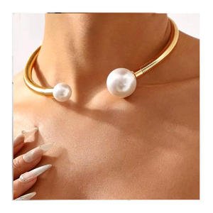 Gold Choker Necklace with Dual Pearls