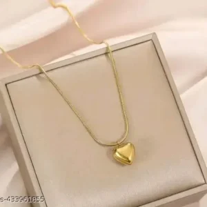 Gold Heart Pendant Necklace